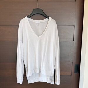 Beyond Yoga Light Gray V-Neck Pullover Sweatshirt